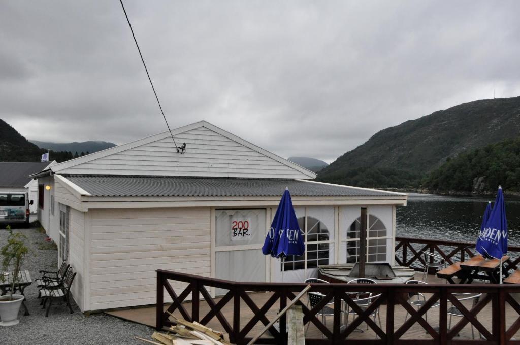 Gulen Dive Resort Dalsoyra Exterior photo